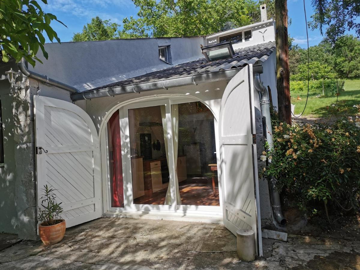 Le Marchon Ferienwohnung Bazens エクステリア 写真